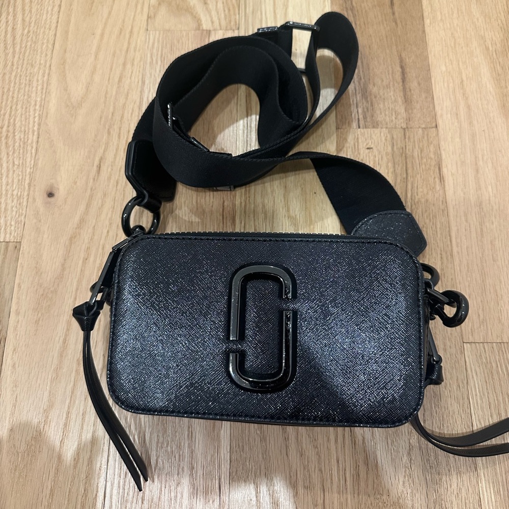 Marc Jacobs Black Snapshot Bag